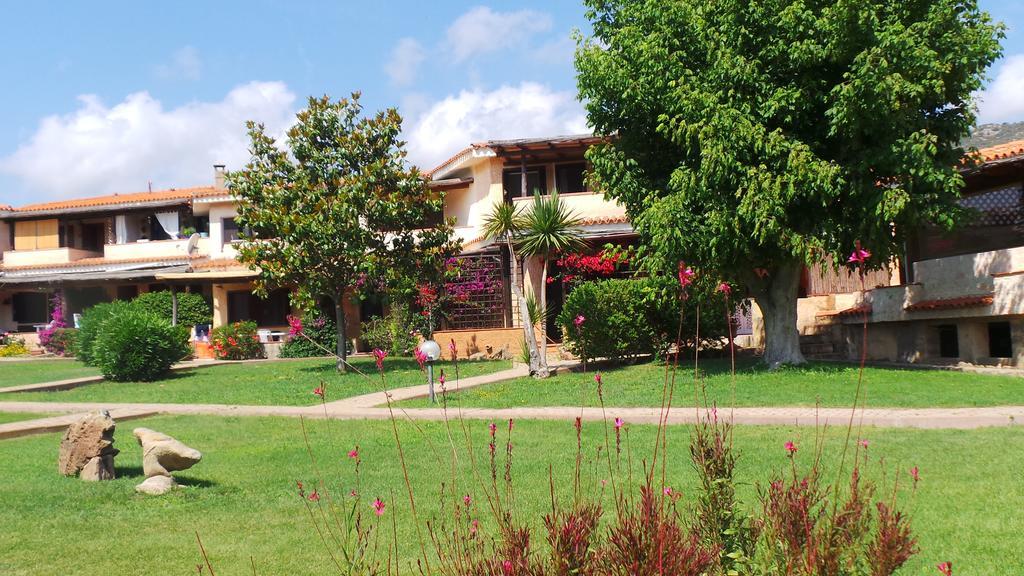 Residence Sottomonte Golfo Aranci Exterior foto